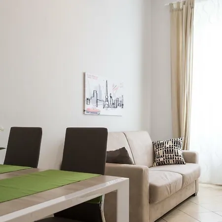 Villa Enjoy Ponte Lungo à Rome Extérieur photo