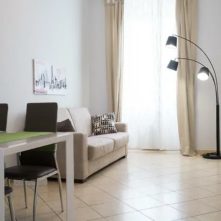 Villa Enjoy Ponte Lungo à Rome Extérieur photo